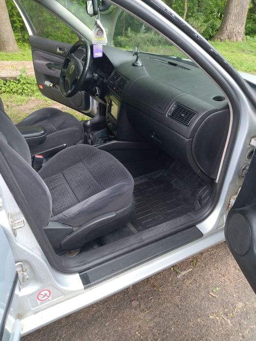 Volkswagen Golf 4