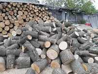Продам дрова ДУБ и СОСНА,метровки,чурки и колотые