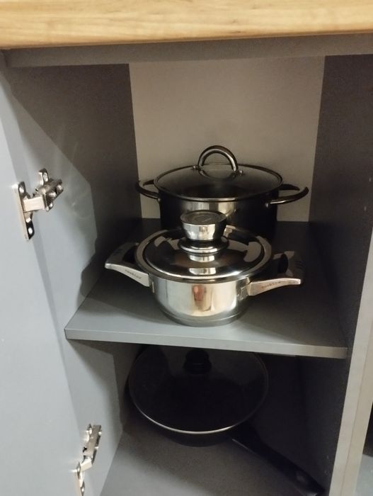 2к квартира подобово Ужгород бізнес-клас! Паркокомісце  біля входу!