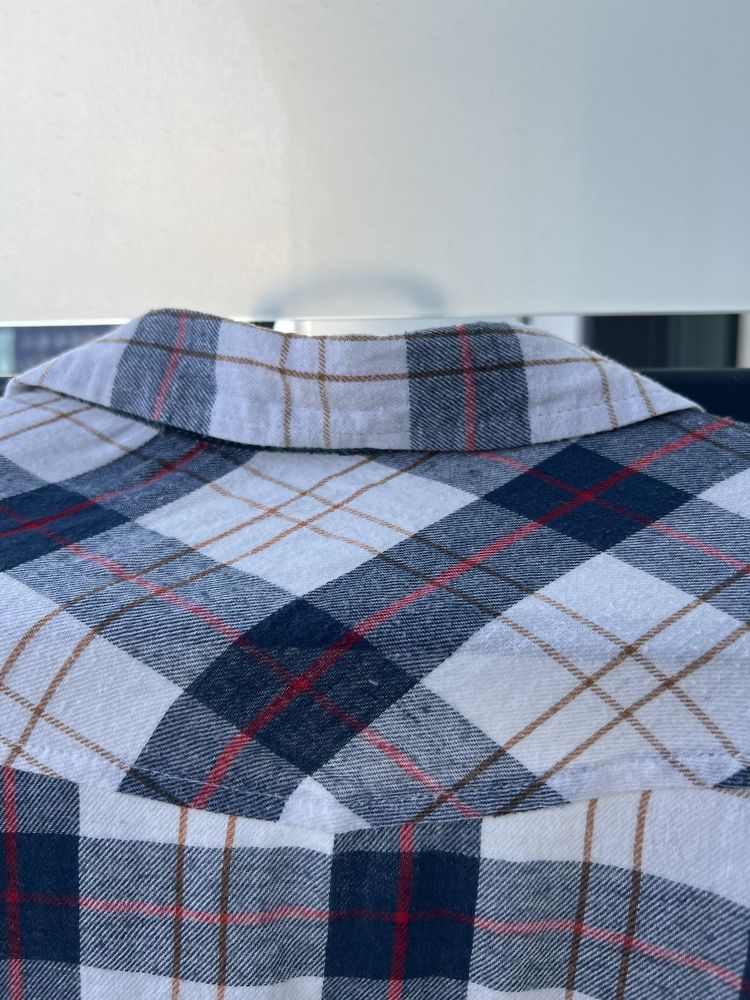 Koszula flanelowa w kratkę na każdą okazję