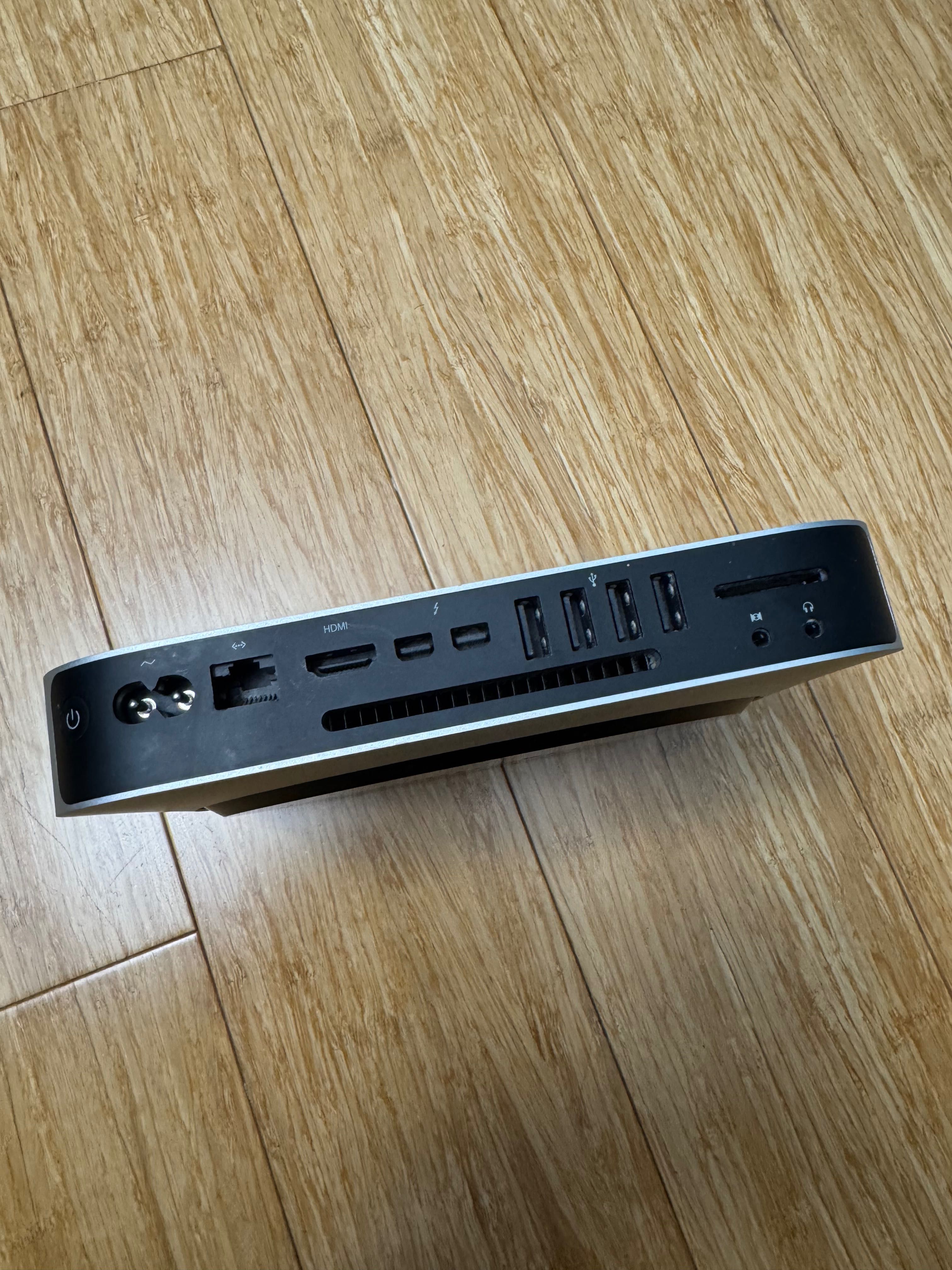 Apple Mac Mini A1347 (Late 2014) – i5 2.6 GHz, 8 GB RAM, 256 GB SSD