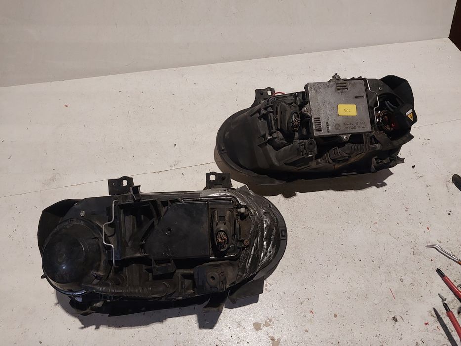 Vw volkswagen Golf 4 xenon ksenon lampa przednia prawa lewa reflektor