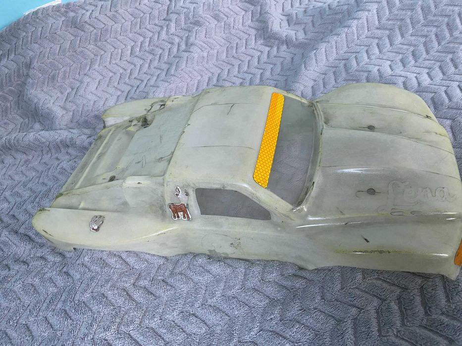 Traxxas slash - karoseria