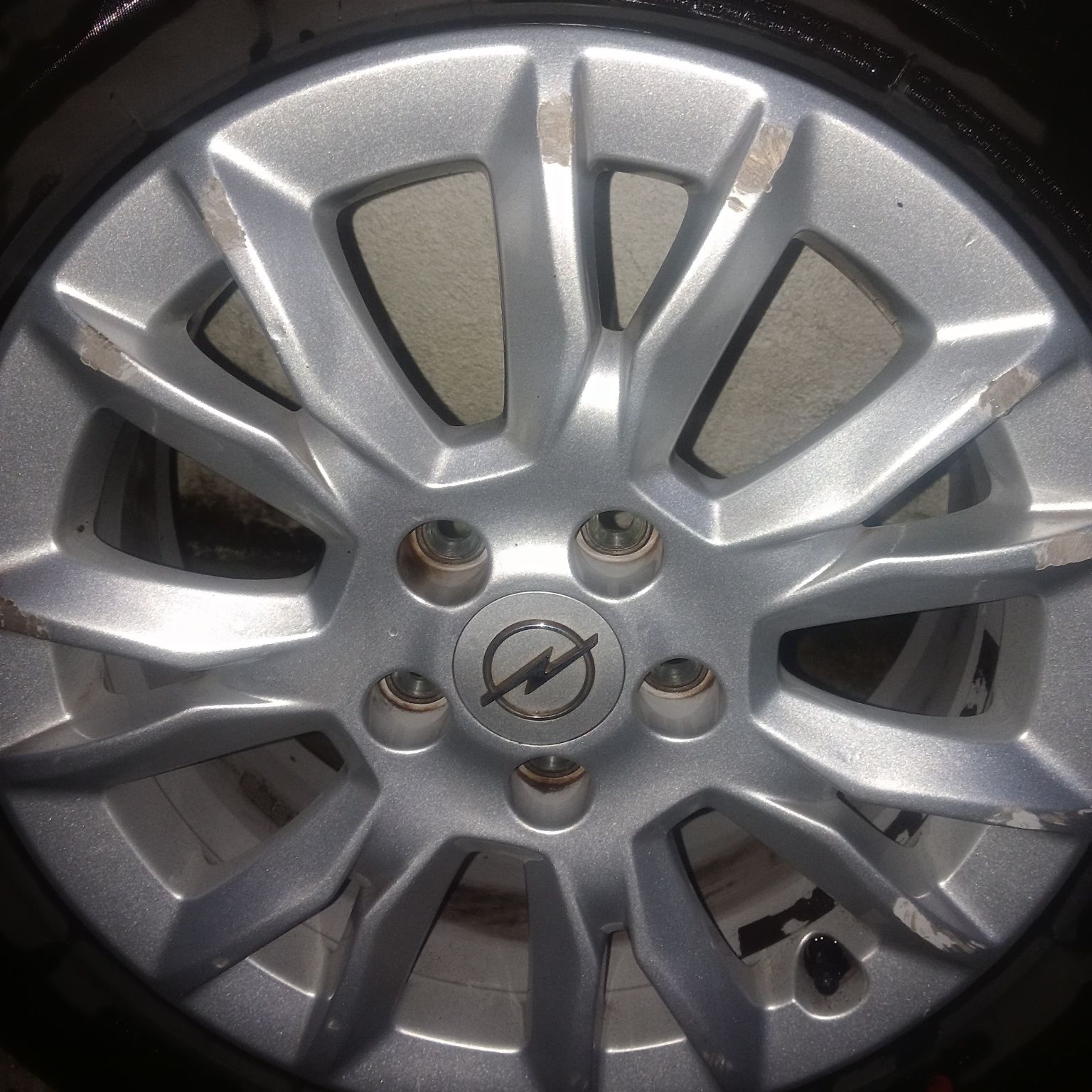 4 Jantes Opel 16 com pneus semi novos