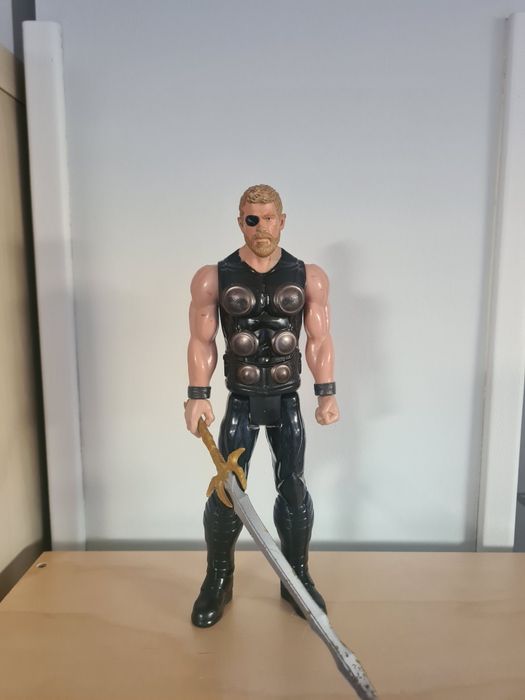 Boneco Thor 29cm