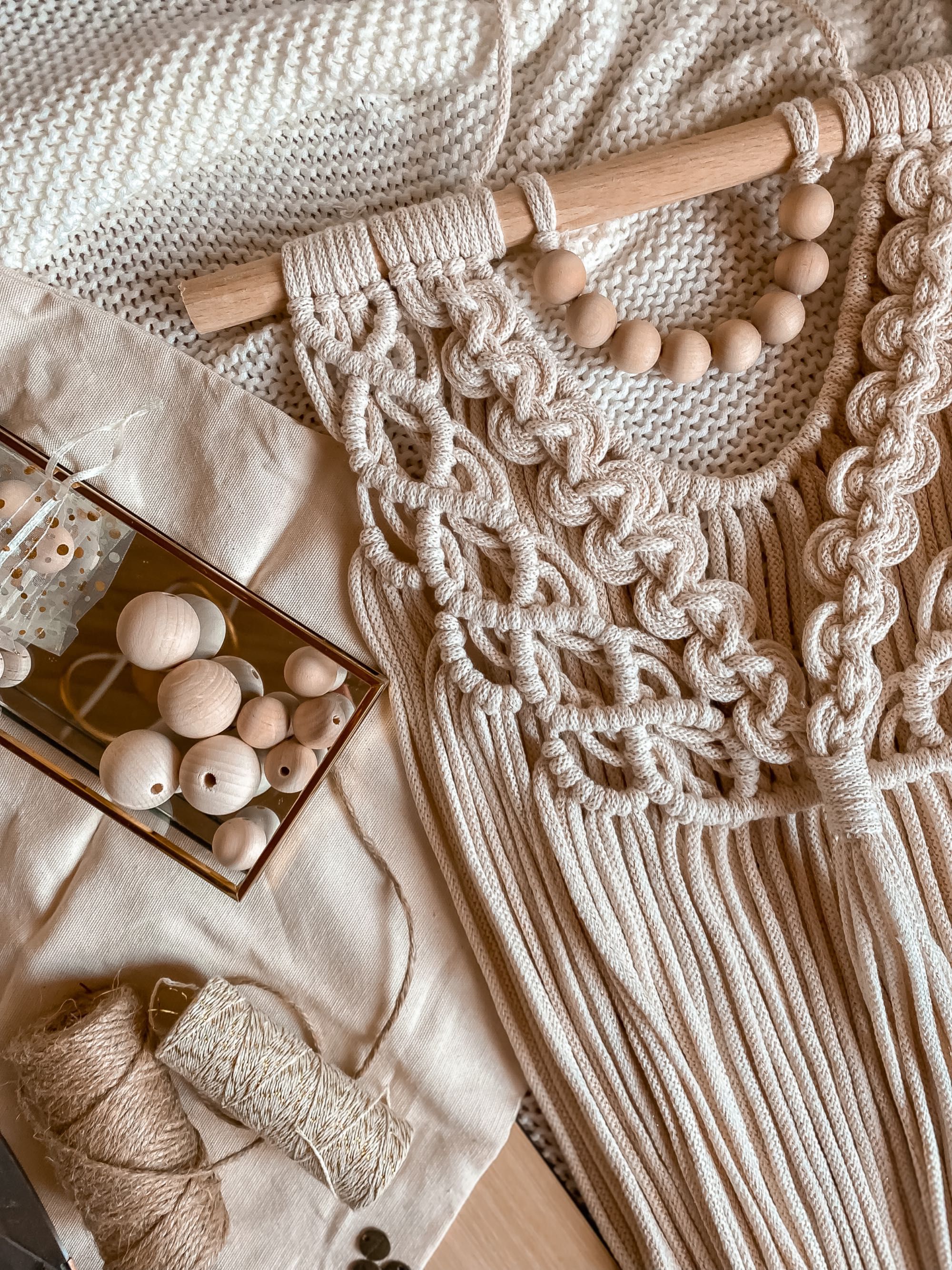 Makrama Jasmine rękodzieło boho dekoracja ozdoba ścienna