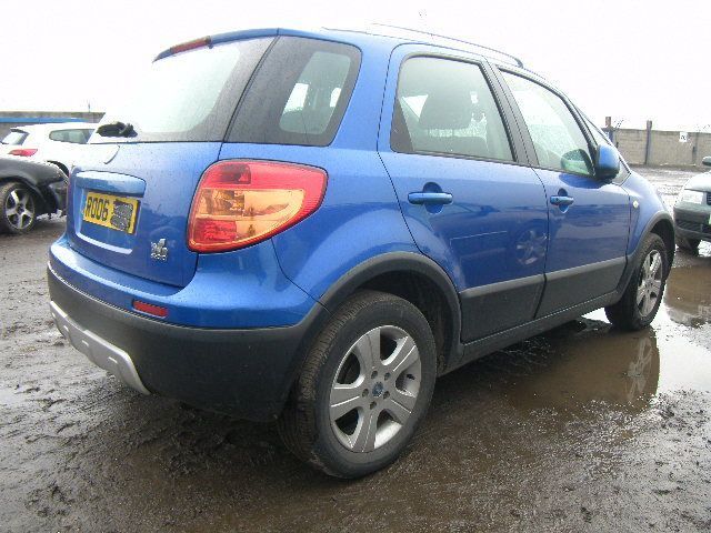 Listwa Progowa Zewnętrzna Fiat Sedici Suzuki Sx4