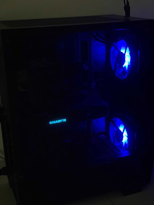 Komputer Intel Core I5 10400F 2 .90 GHz 16 GB RX 5500 XT