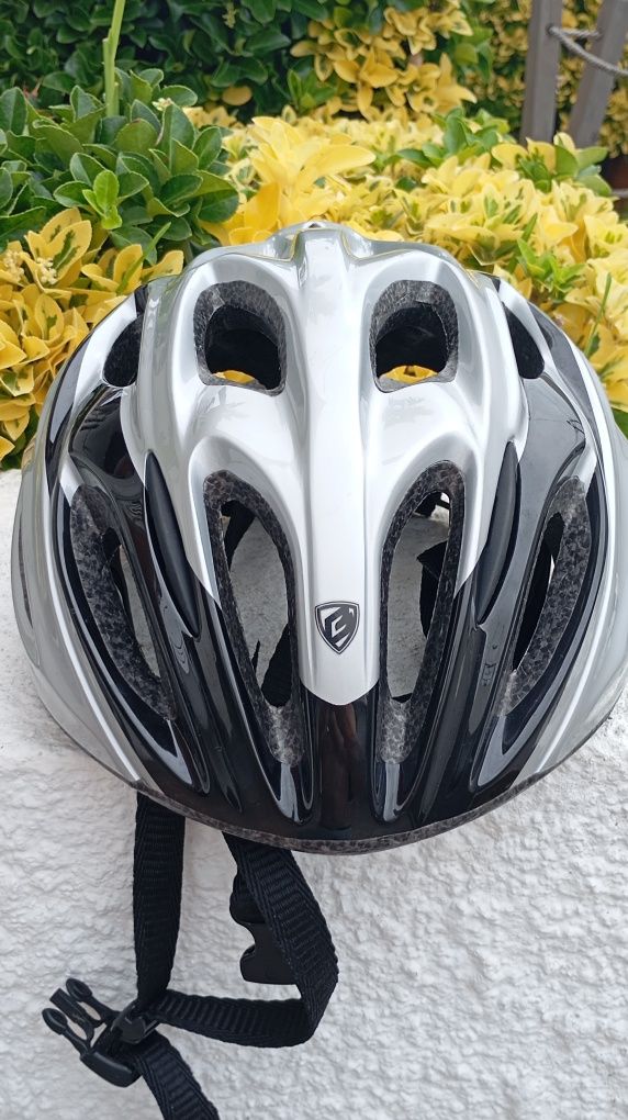Equipamento de ciclismo