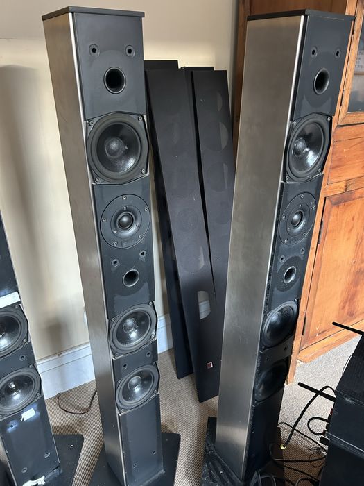 SISTEMA DE SOM COMPLETO ONKYO E 4 COLUNAS DALI SL-7 DE CHÃO