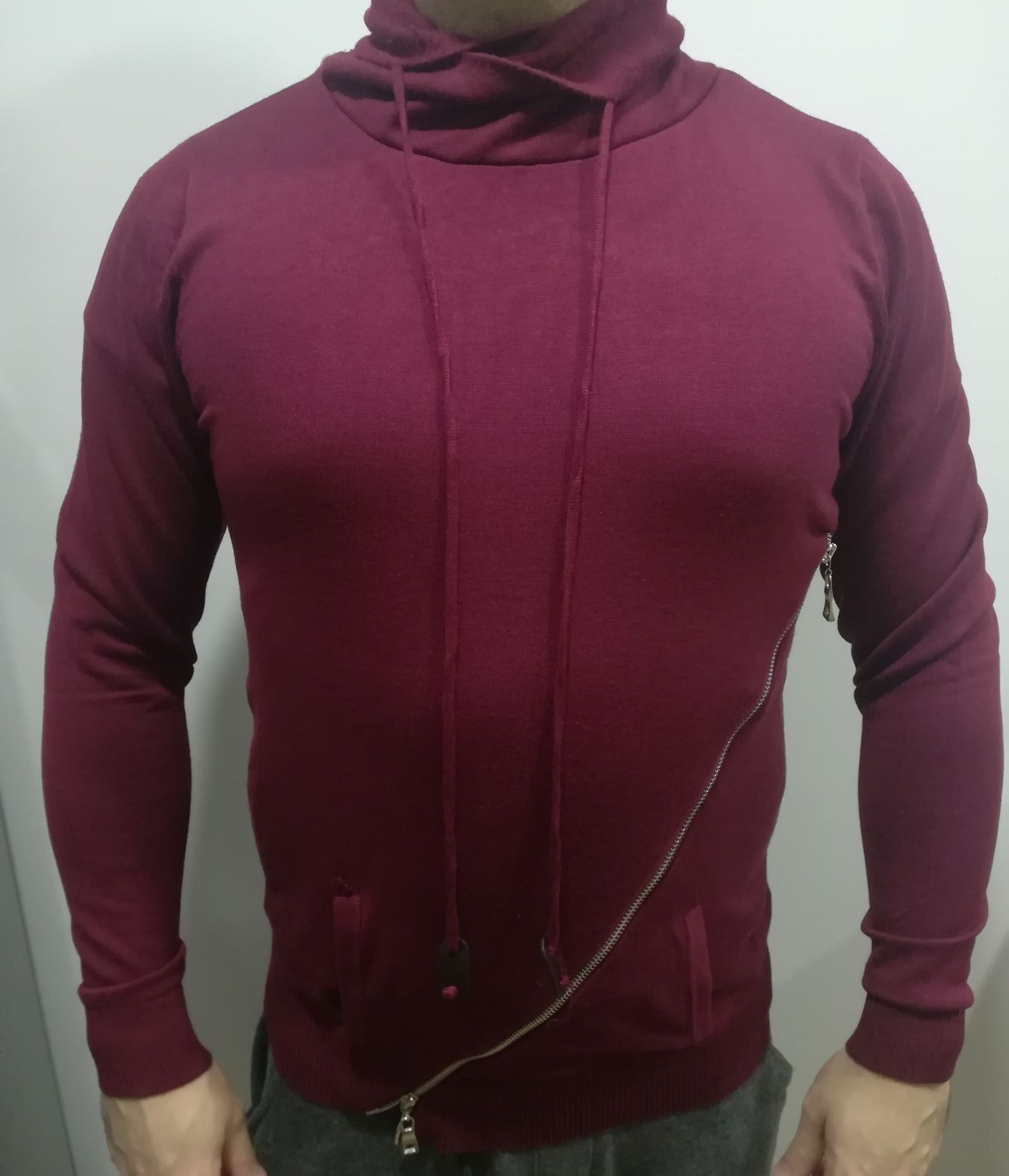 4 Peças de Roupa 8€