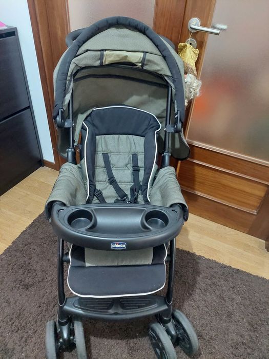 Carrinho de bebé Chicco 2 em 1 com acessórios