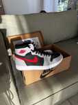 Nike Air Jordan 1 Usado uma vez, excelente estado