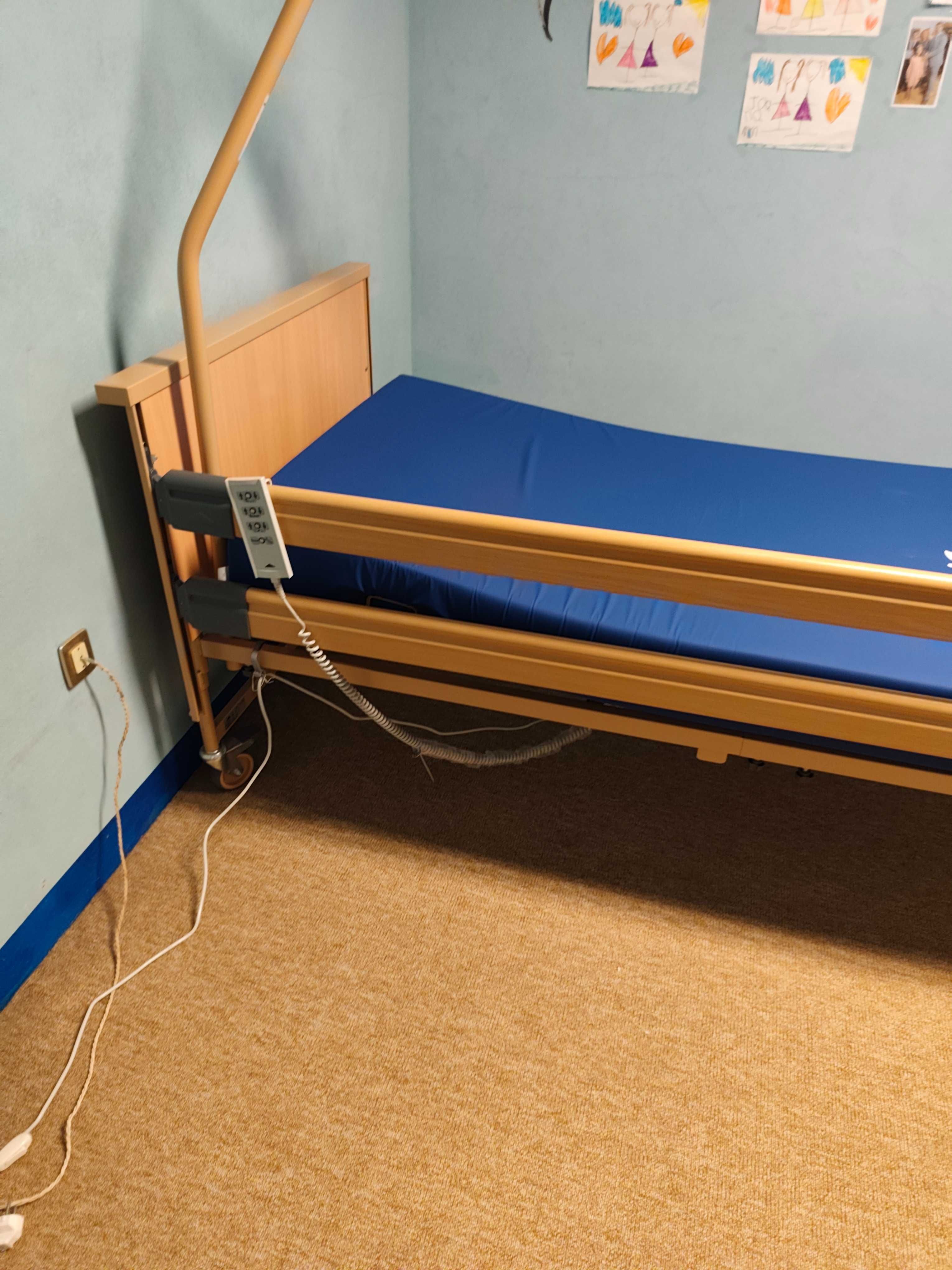 CAMA ELETRICA ARTICULADA + Colchão Premium + Mesa de Leito + Pendural
