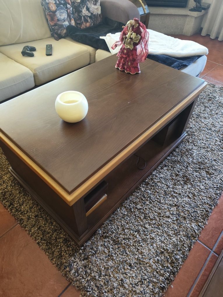 Mesa de centro como nova - 112x68x55cm