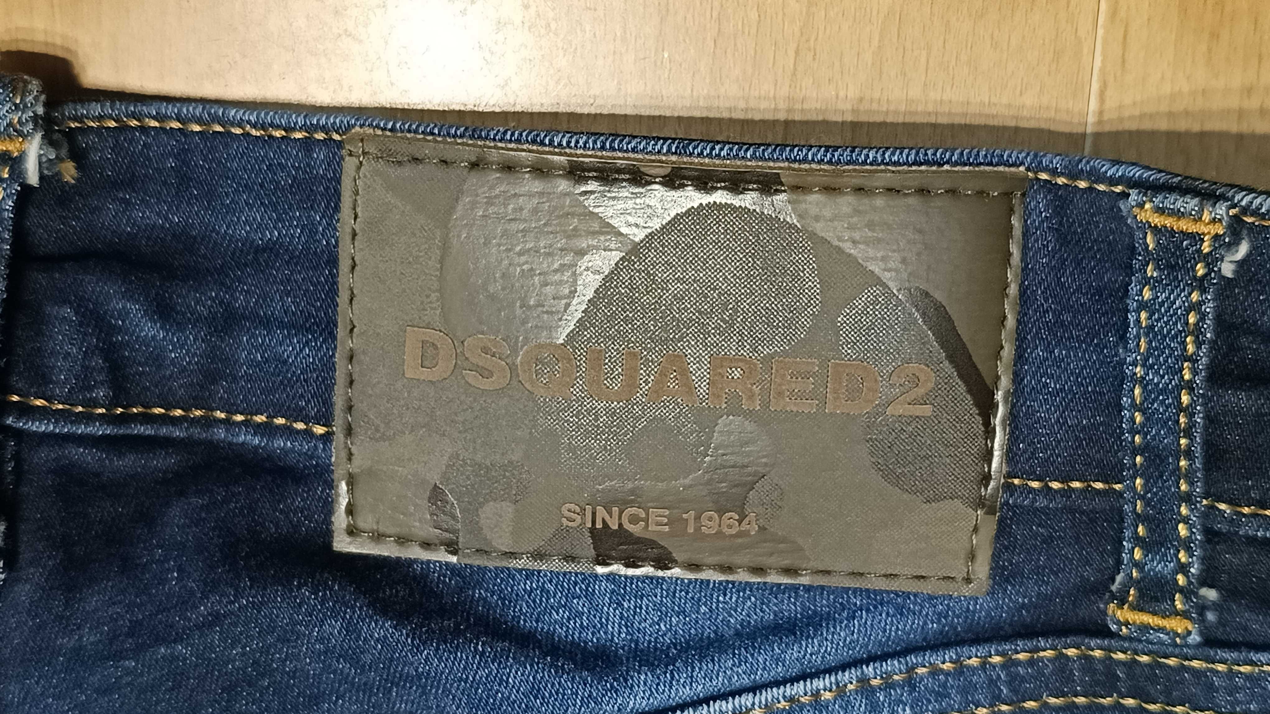 Damskie spodnie jeansowe DSQUARED2 r.M stan bardzo dobry