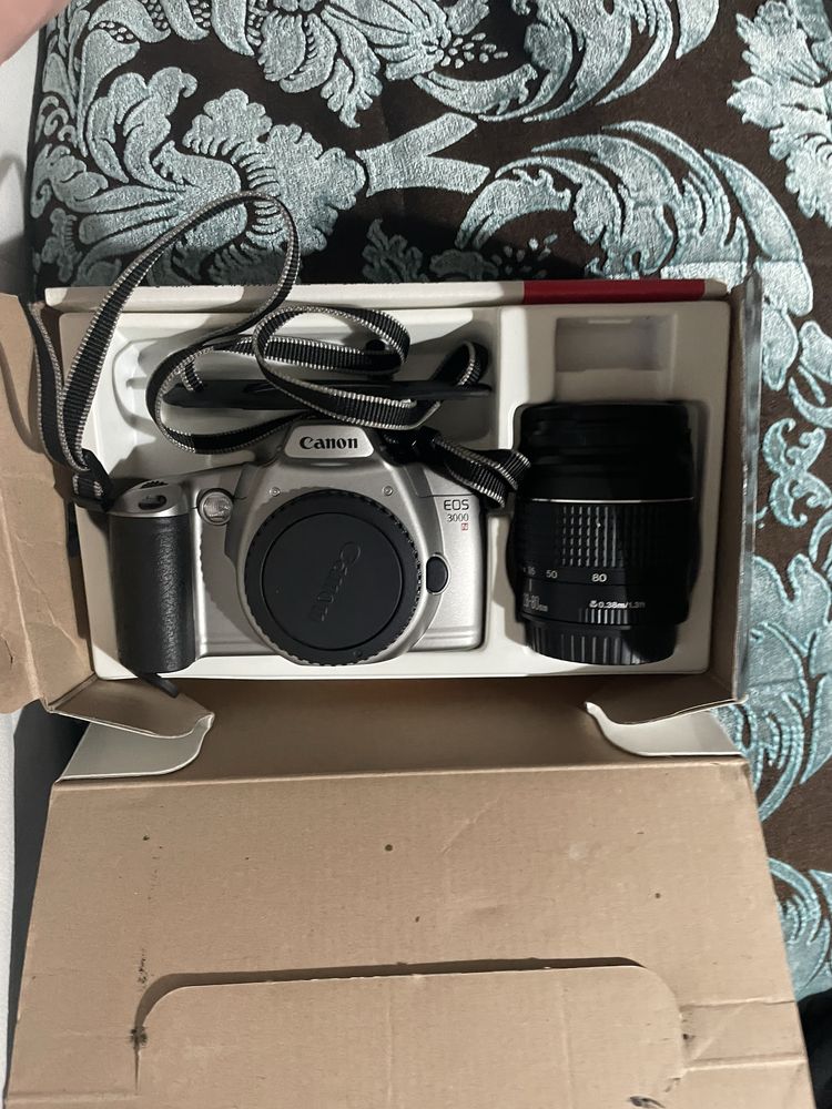 Canon EOS 3000 N Kit