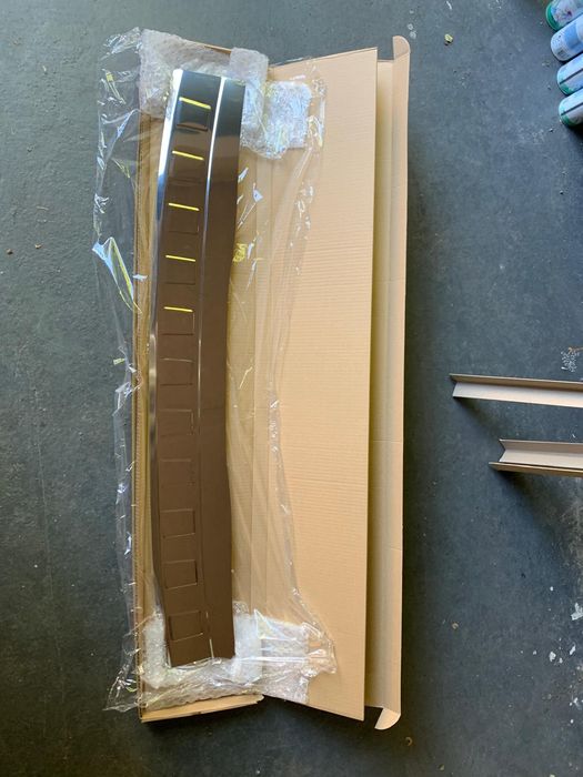 Nakładka na zderzak Citroen Grand C4 Spacetourer Picasso