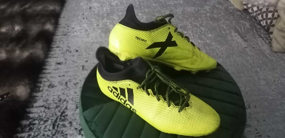 Lanki adidas techfit x