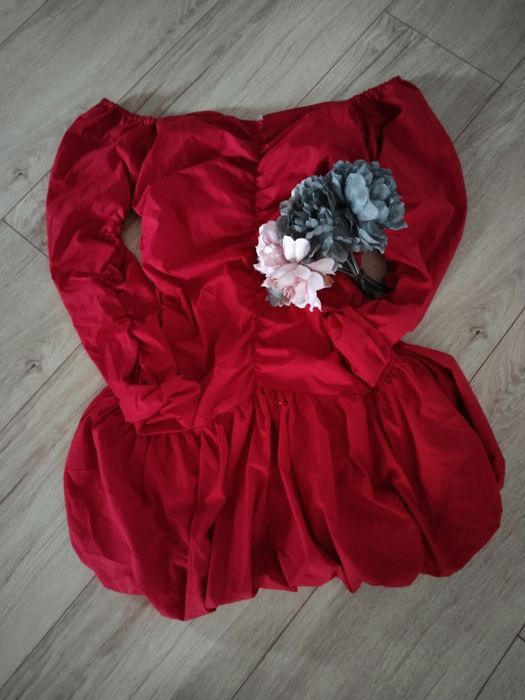 Śliczna sukienka ASOS