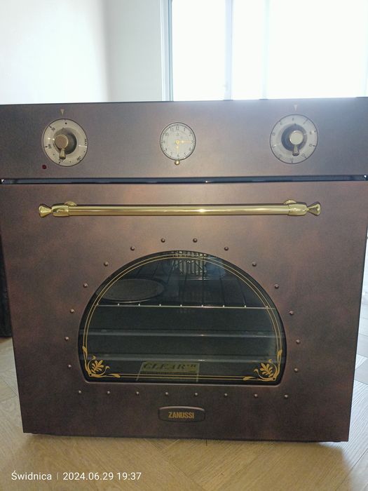 Piekarnik Zanussi ZBC741R nowy z ekspozycji