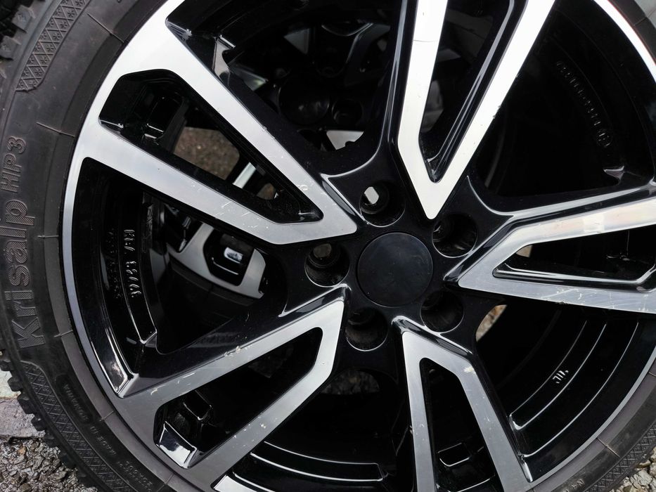 Koła VW Seat Audi Toyota Subaru Skoda 17 cali 5x100 ET46 215/45