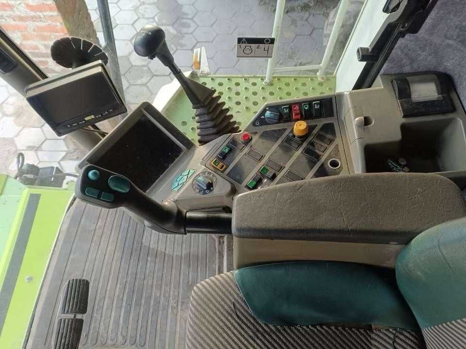 Kombajn Claas Lexion 460 ( Claas Lexion 540)
