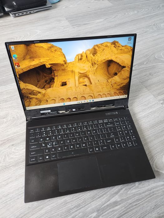 ігровий Clevo GK5NP50_Ryzen 5 4600H_nVidia GTX 1650M_15.6" IPS 144Hz