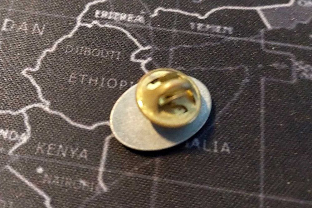 Значок для тих, хто їх любить