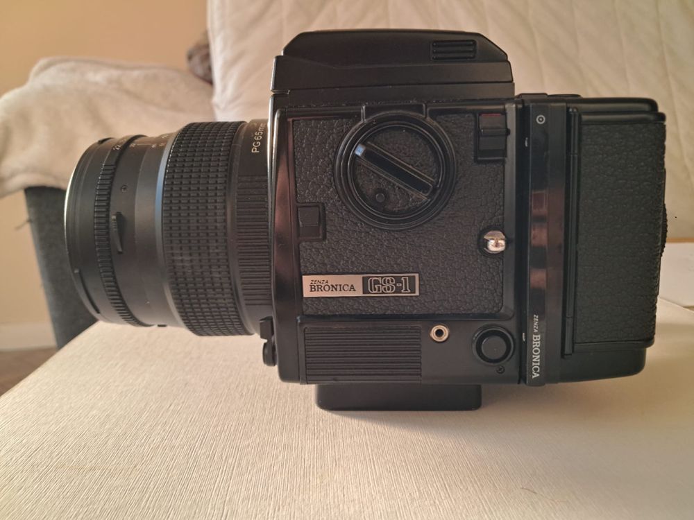 Bronica GS-1 + objetivas + acessórios