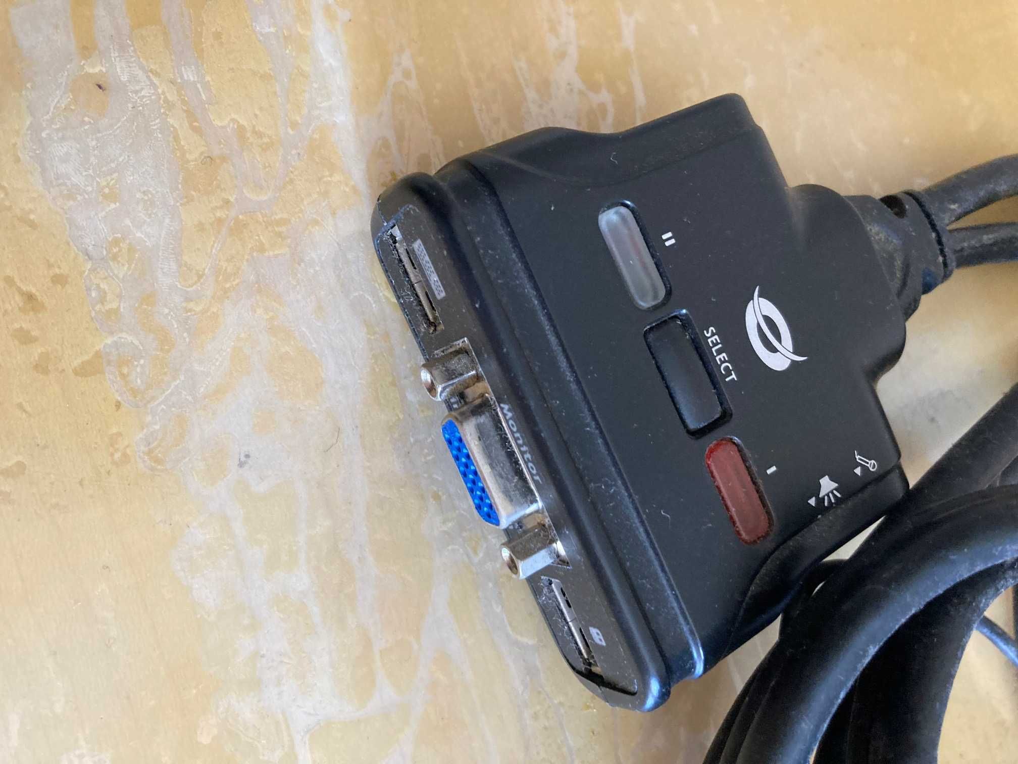 2 KVM switch compact Belkin e Conceptronic