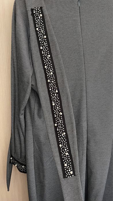 Сукня жіноча (офісний варіант)