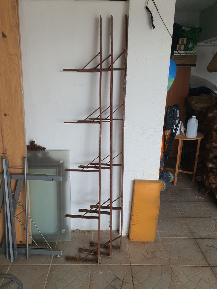 Poleias de Ferro para 5 prateleiras