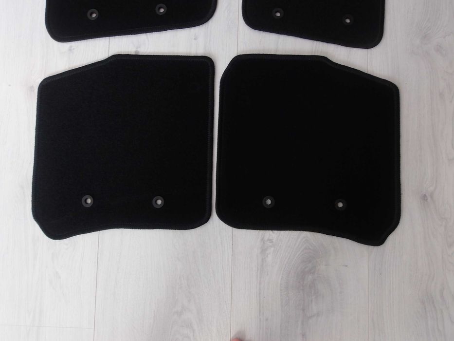 Dywaniki Welurowe Volvo V40 S40 98-12 Idealnie Dopasowane