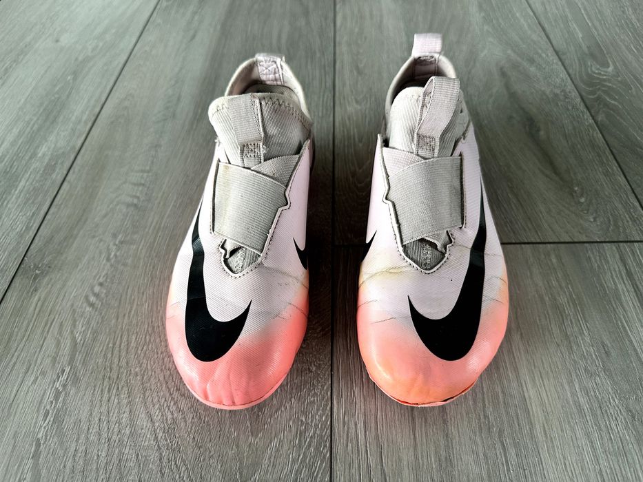 korki, buty do piłki nożnej dla chłopca , Nike Merculiar, rozm.38