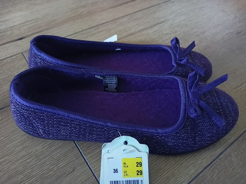 Nowe kapcie r.36 Deichmann