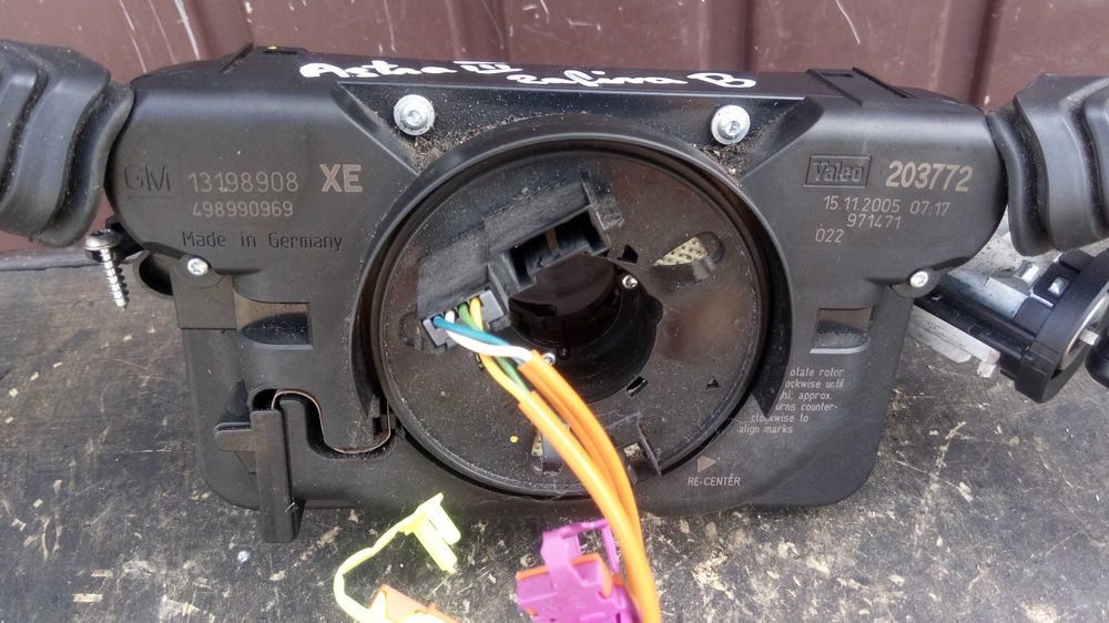 Opel Astra H Zafira B przełącznik zespolony XE moduł CIM