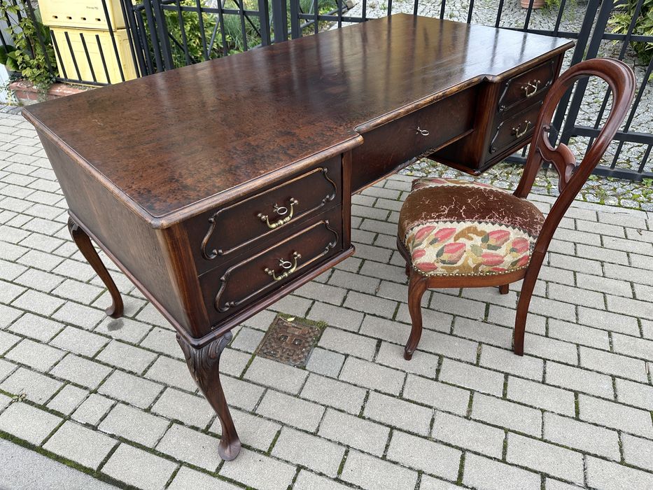 Biurko z krzesłem w stylu ludwikowskim