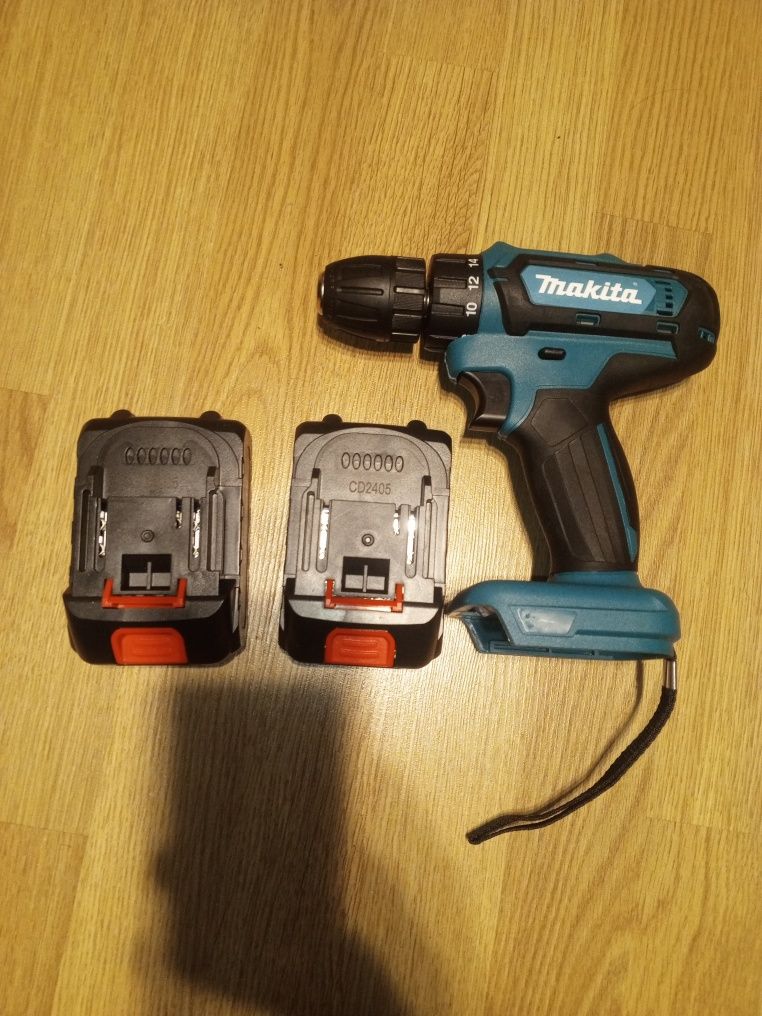 Makita wiertarko-wkretarka 2 acu 4ah w zestawie