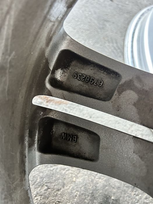 Диски BMW r17 5/120 7,5J IS37 Style 392 Double Spoke