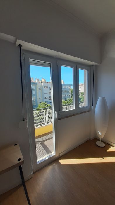 Aluga-se quarto em Benfica