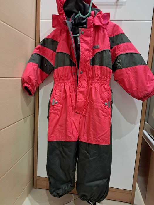 Sprzedam zimowy kombinezon Lassie dla dzieci.