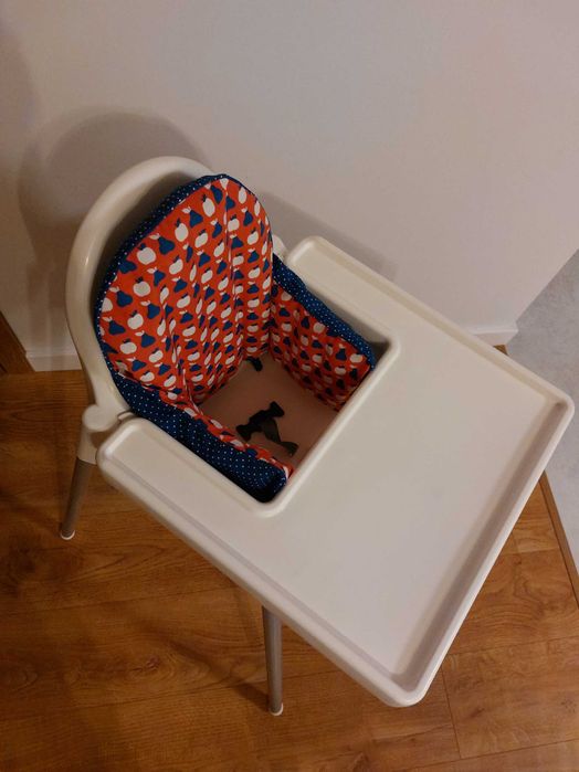 Krzesełko Antilop Ikea z pasami i poduszką