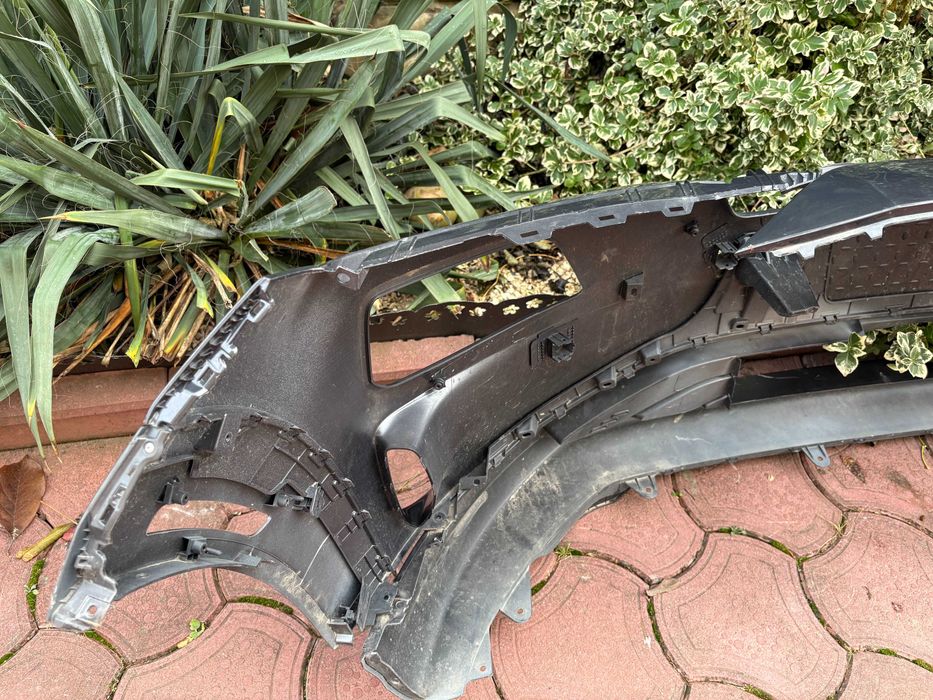 Hyundai Kona EV 2017 бампер передній в наявності