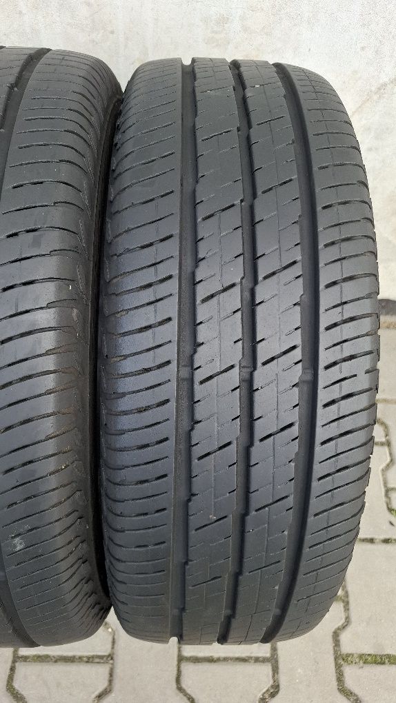 Opony 215/65/16C Continental Vanco2