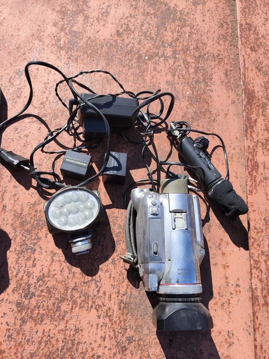 Камера Panasonic nv-gs500