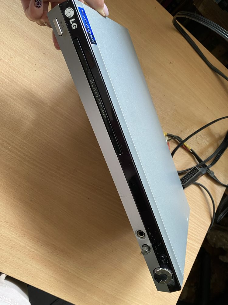 DVD-програвач  LG
