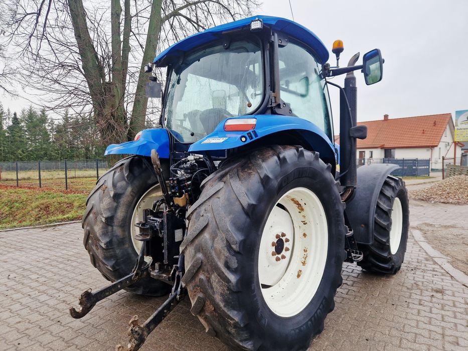 New Holland T6010 tuz bardzo ładny stan 4 cyl  case