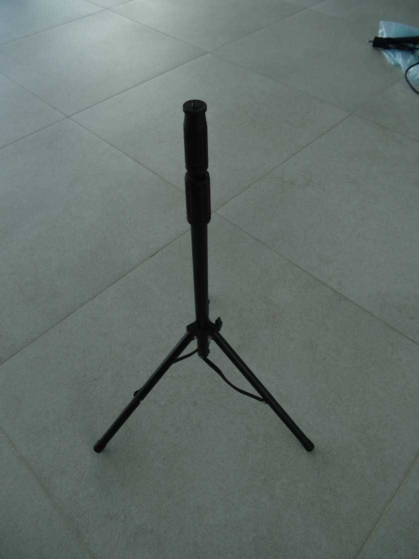 2 Microfones SENNHEISER SKM4031 sem fio e material de som