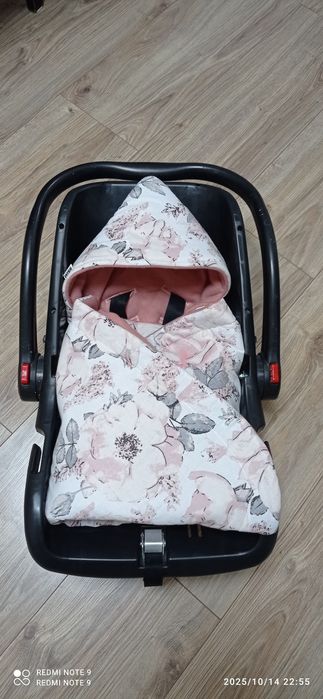 Otulacz dwustronny  rożek ocieplacz śpiworek nowy do fotelika nosidełk